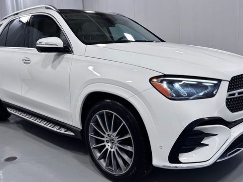 Certified 2025 Mercedes-Benz GLE 350 4MATIC image 4