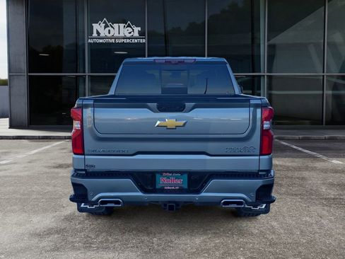 Used 2025 Chevrolet Silverado 1500 High Country w/ Technology Package image 4