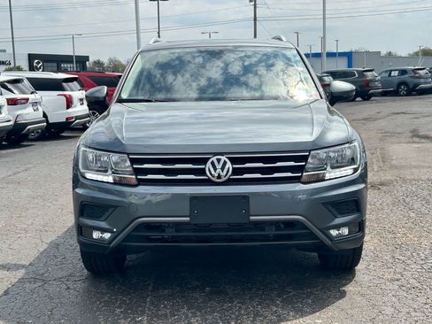 Used 2020 Volkswagen Tiguan SEL image 2