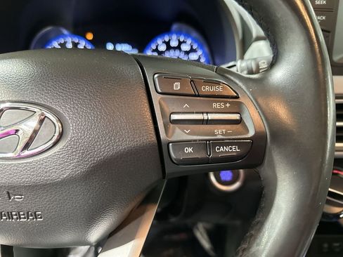 Used 2019 Hyundai Kona SEL w/ SEL Tech Package 02 image 31