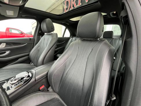 Used 2017 Mercedes-Benz E 300 4MATIC image 23