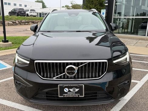 Used 2023 Volvo XC40 B5 Ultimate w/ Climate Package AWD/4WD image 9