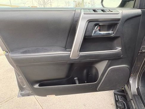 Used 2021 Toyota 4Runner SR5 Premium w/ Moonroof Package AWD/4WD image 11