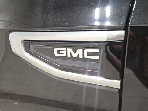 Used 2022 GMC Yukon XL Denali AWD/4WD image 35