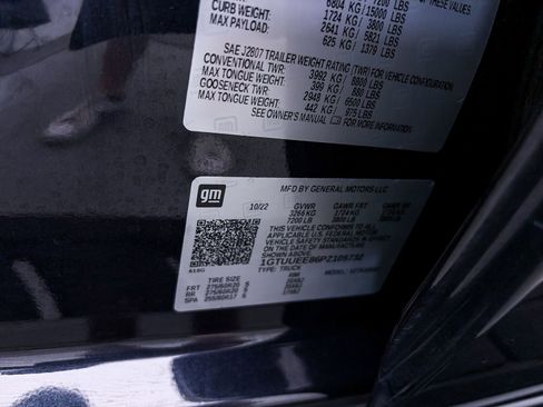 Used 2023 GMC Sierra 1500 AT4 w/ AT4 Premium Package AWD/4WD image 42