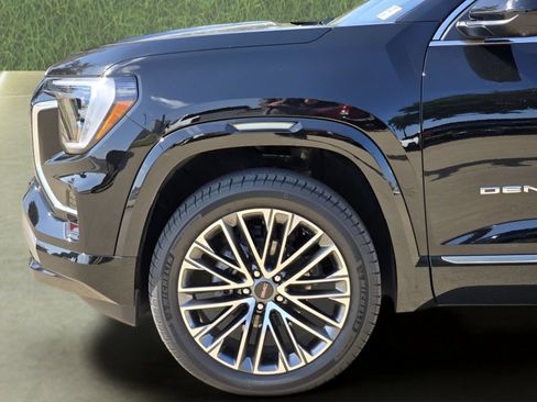 Used 2026 GMC Terrain Denali w/ LPO, Floor Liner Package AWD/4WD image 10