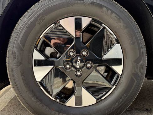 Used 2026 Kia Carnival LXS image 30