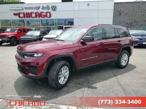 New 2025 Jeep Grand Cherokee Laredo image 13