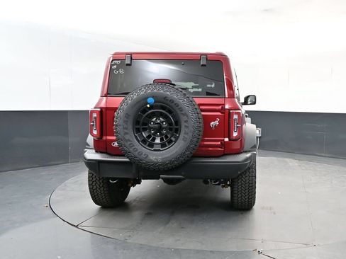 New 2026 Ford Bronco Badlands w/ Sasquatch Package AWD/4WD image 4
