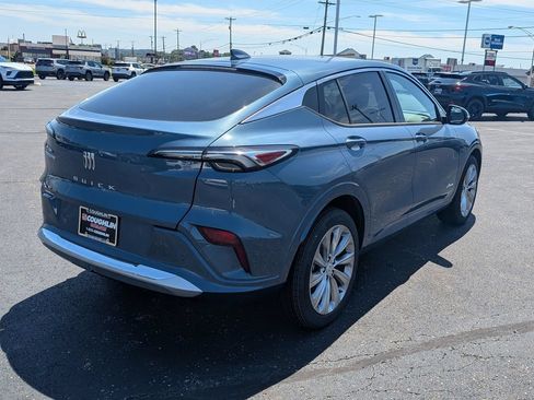 New 2026 Buick Envista Avenir FWD image 7