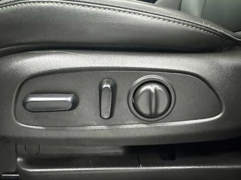 Used 2024 Buick Encore GX Sport Touring w/ Comfort Package AWD/4WD image 10