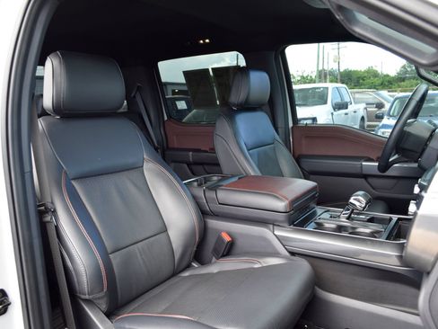 Used 2023 Ford F150 Lariat AWD/4WD image 24