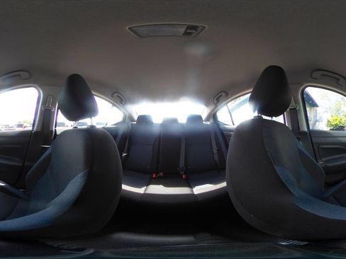 Used 2025 Nissan Versa SV FWD image 40