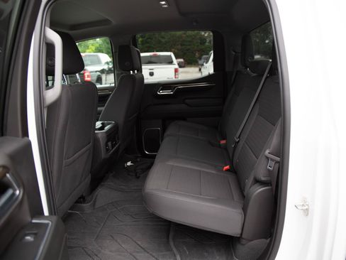 Used 2024 Chevrolet Silverado 1500 RST AWD/4WD image 22