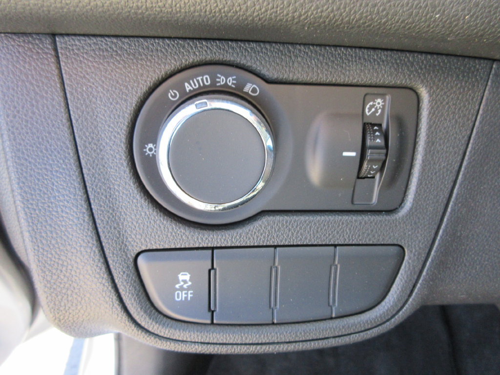 Certified 2022 Chevrolet Spark LS FWD image 21