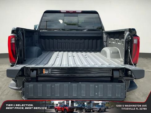 Used 2024 GMC Sierra 2500 Denali w/ Denali Reserve Package image 19