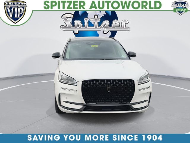 New 2025 Lincoln Corsair Reserve w/ Jet Appearance Package AWD/4WD image 3