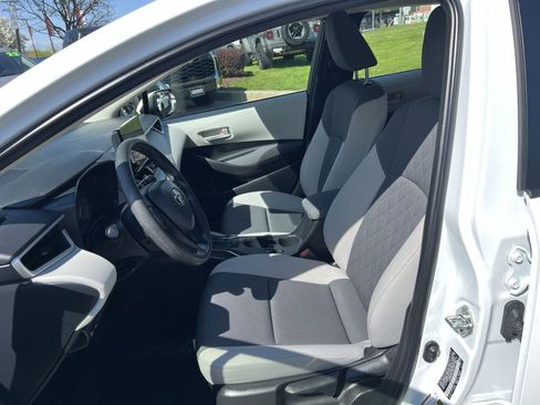 Used 2023 Toyota Corolla LE image 21