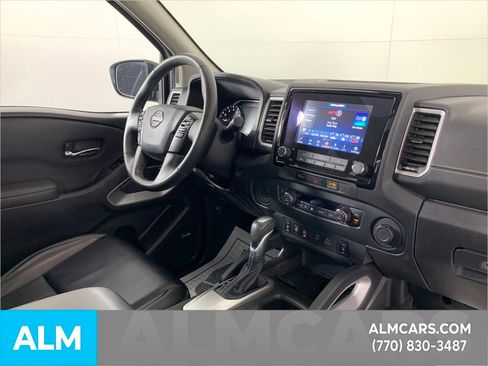 Used 2024 Nissan Frontier SL w/ Technology Package image 34