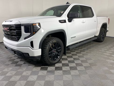 Used 2024 GMC Sierra 1500 Elevation w/ X31 Off-Road Package image 2