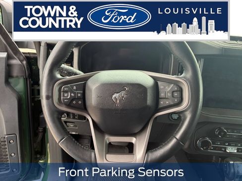 Used 2025 Ford Bronco Badlands AWD/4WD image 14