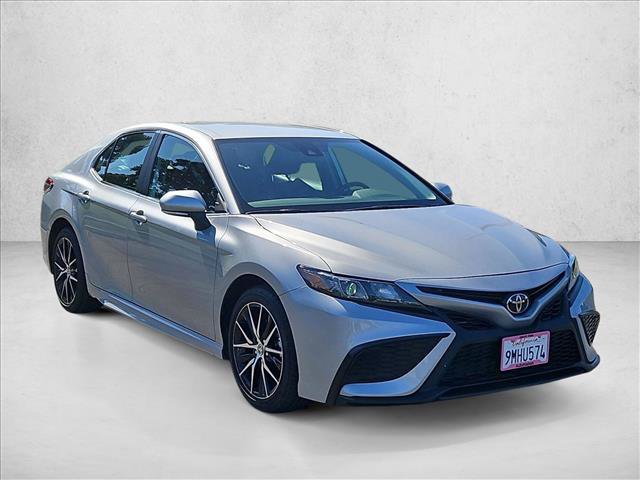 Certified 2024 Toyota Camry SE FWD image 3