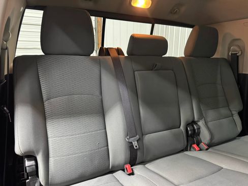 Used 2014 RAM 2500 SLT AWD/4WD image 17