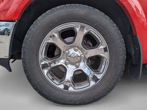 Used 2018 RAM 1500 Laramie w/ Convenience Group image 9