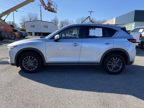Used 2020 MAZDA CX-5 Touring image 4