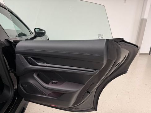 Certified 2026 Porsche Taycan GTS AWD/4WD image 38