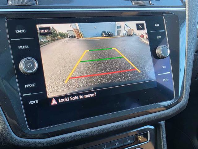 Used 2019 Volkswagen Tiguan SEL w/ 3rd Row Seat Package AWD/4WD image 30