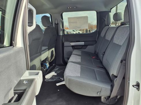 New 2026 Ford F250 XLT w/ FX4 Off-Road Package image 20