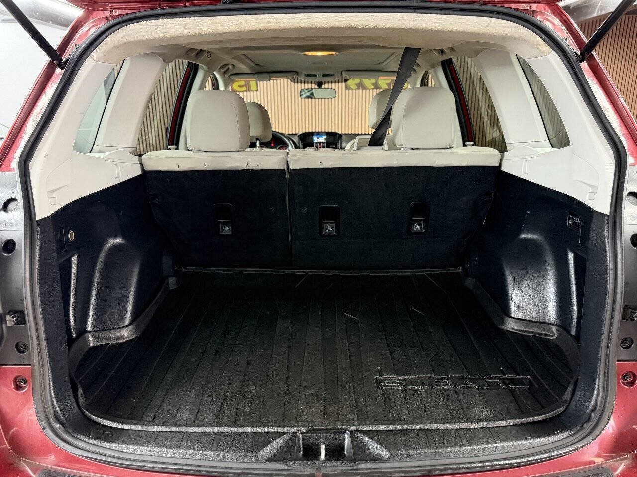 Used 2015 Subaru Forester 2.5i Premium w/ All-Weather Package AWD/4WD image 14