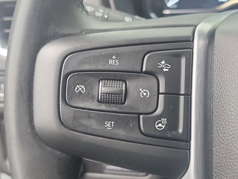 Used 2024 GMC Yukon XL SLT w/ SLT Luxury Package image 22