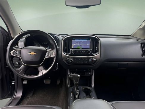 Used 2018 Chevrolet Colorado Z71 image 12