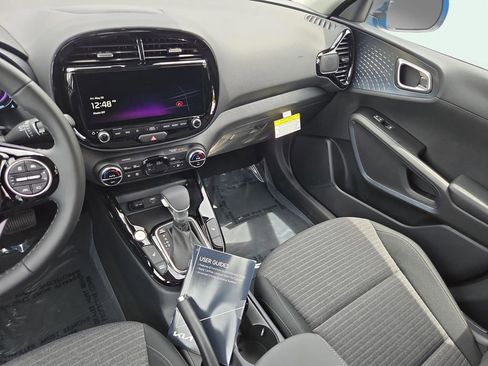New 2025 Kia Soul EX image 22