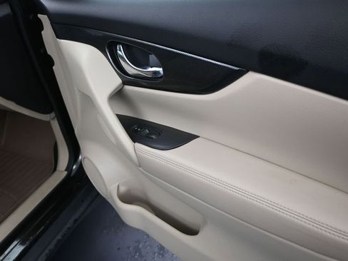 Used 2014 Nissan Rogue SL w/ SL Premium Package FWD image 23