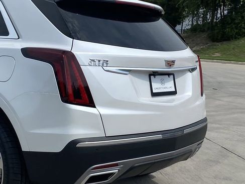New 2025 Cadillac XT5 Premium Luxury image 8