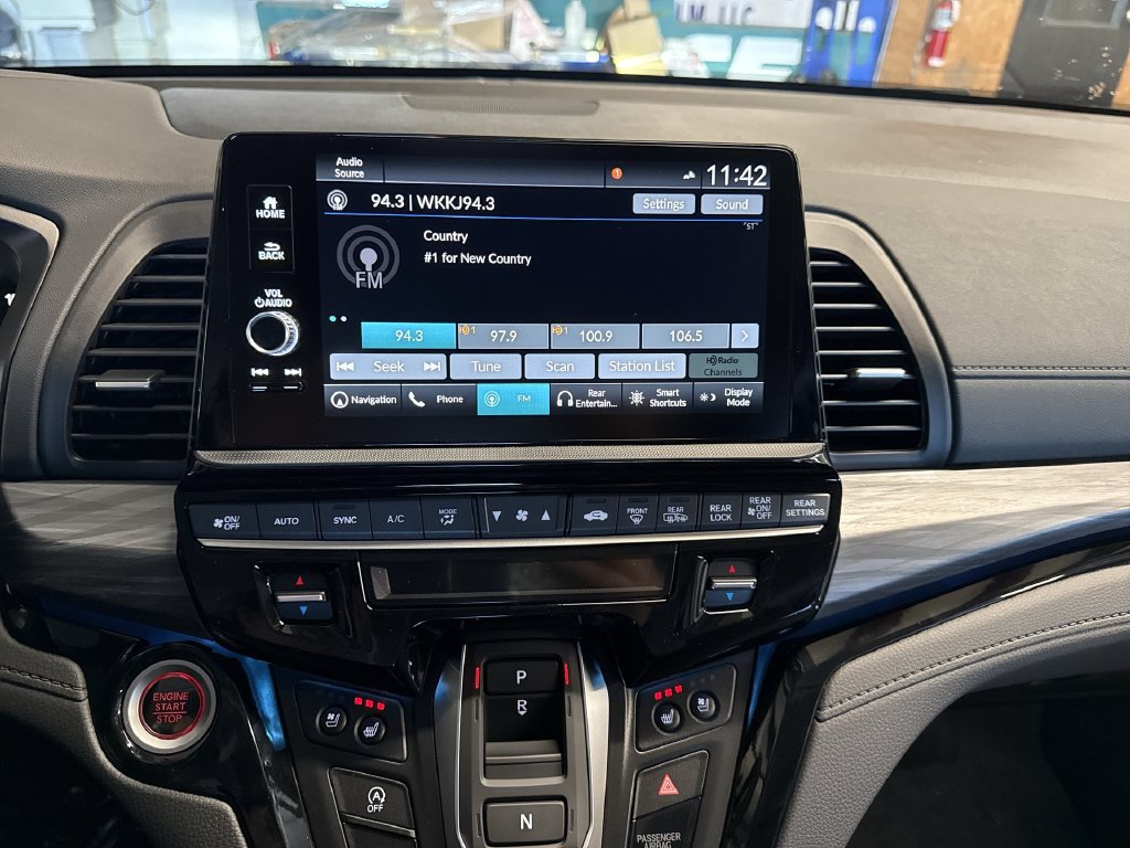 New 2027 Honda Odyssey Elite image 17