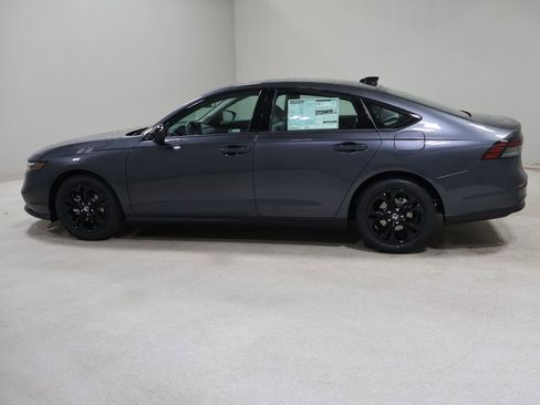 New 2025 Honda Accord SE image 5