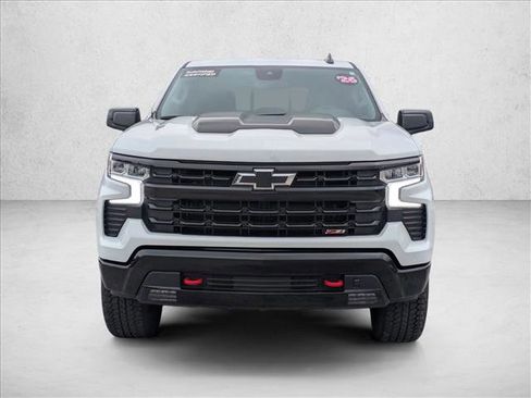 Used 2026 Chevrolet Silverado 1500 LT Trail Boss w/ Convenience Package II AWD/4WD image 2