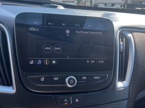 Used 2025 Chevrolet Malibu LS FWD image 37