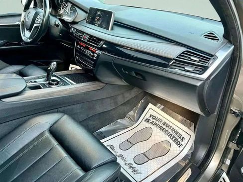 Used 2017 BMW X5 xDrive50i w/ Executive Package image 32