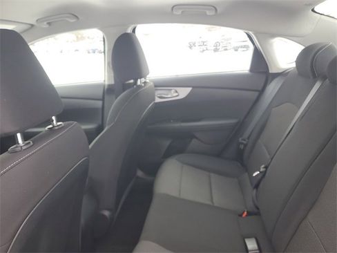 Certified 2024 Kia Forte LXS w/ LXS Technology Package image 7