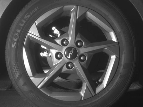 Used 2025 Kia K4 LXS image 15