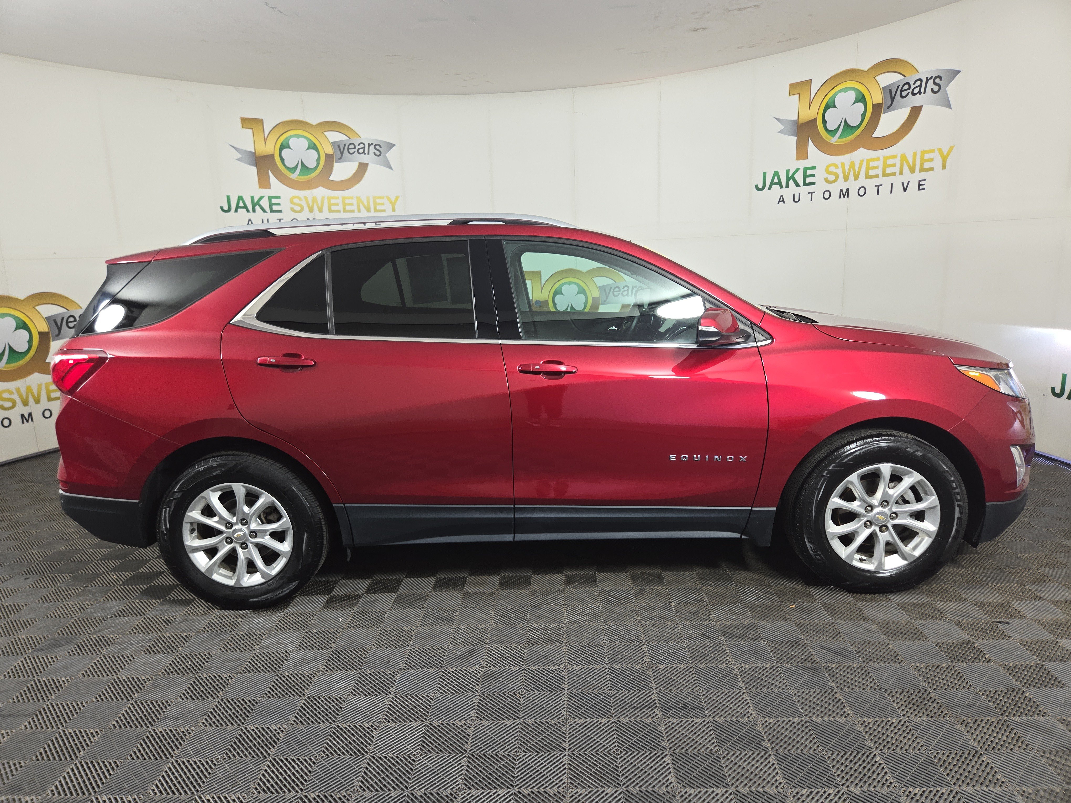 Used 2019 Chevrolet Equinox LT w/ Sun & Navigation Package FWD image 11