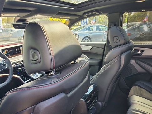 Used 2023 Acura MDX A-Spec image 12