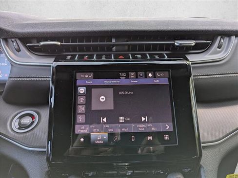 New 2025 Jeep Grand Cherokee Laredo X w/ Luxury Tech Group I image 17