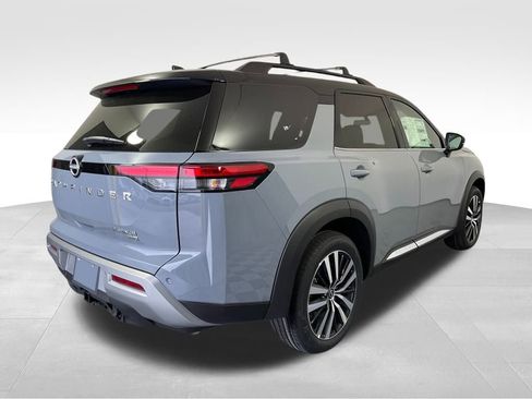 New 2025 Nissan Pathfinder Platinum w/ Cargo Package image 5