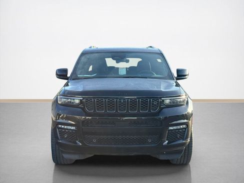 Used 2023 Jeep Grand Cherokee L Summit w/ Advanced Protech Group IV AWD/4WD image 2